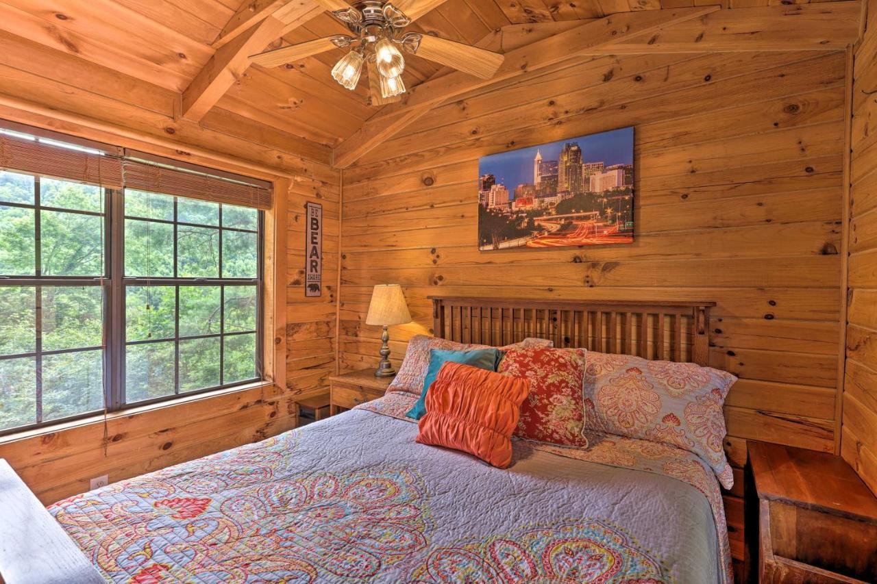 Quaint Log Cabin With Views Near West Jefferson Warrensville Kültér fotó